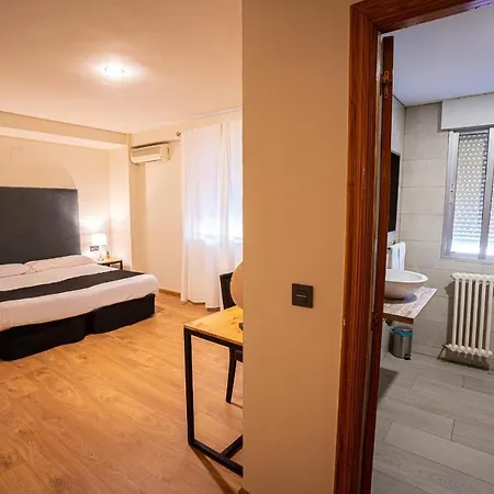 Konukevi Complejo Roma 2*