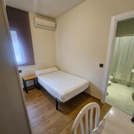 Guest house Complejo Roma 2*