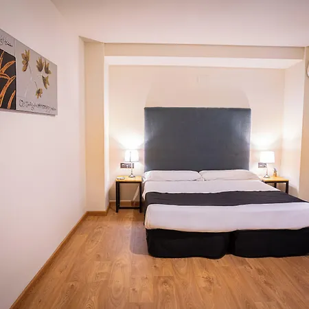 Pensionat Complejo Roma 2*