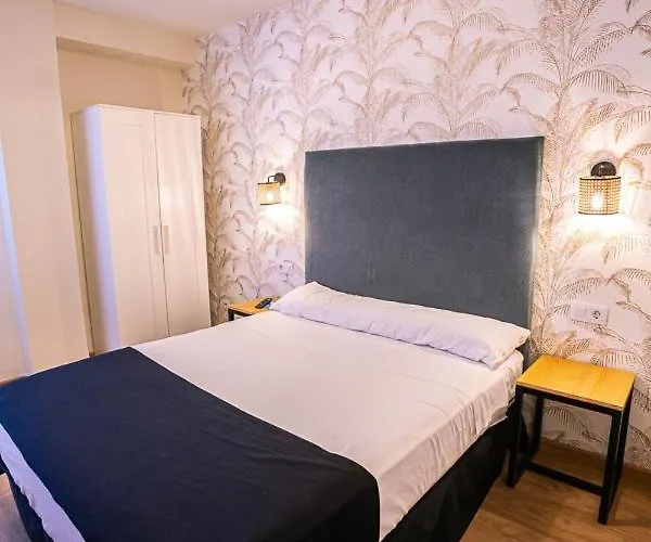 Complejo Roma 2* Aldeanueva del Camino